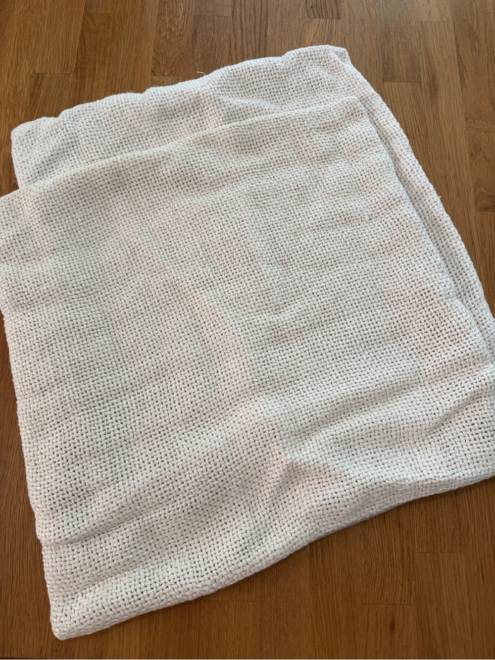 Pottery Barn Two Cream Linen Cotton Zip Throw Pillow Covers